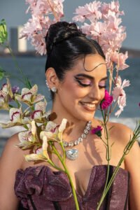 Recogido alto clean look en Mazatlán