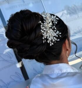 Recogido elegante alto para boda en Mazatlán